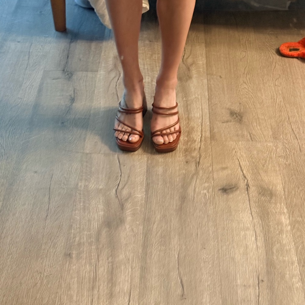 70s inspired Strappy Women's Sandals